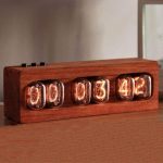 Reloj Nixie de Madera – Image 4