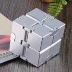 Cubo Infinito Metal