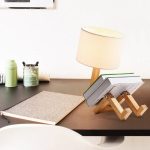 Lámpara de mesa original de madera – Image 6