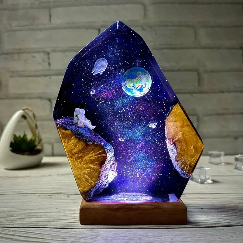 lampe-galaxie-en-resine-1 Lámpara galaxia de resina – Image 1