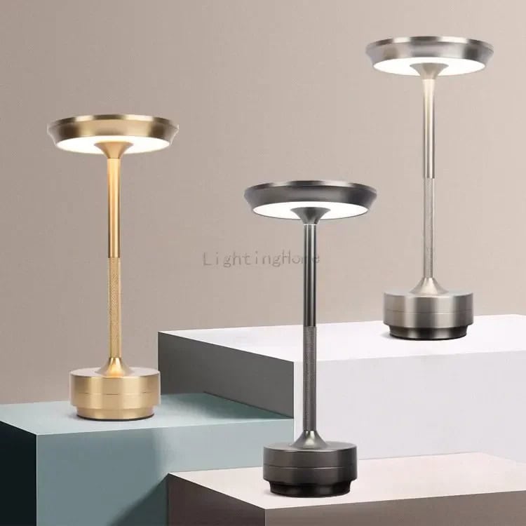 lampe originale à poser en fer forgé (1) Lámpara de mesa original de hierro forjado – Image 1