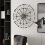 Reloj de pared grande y original de hierro