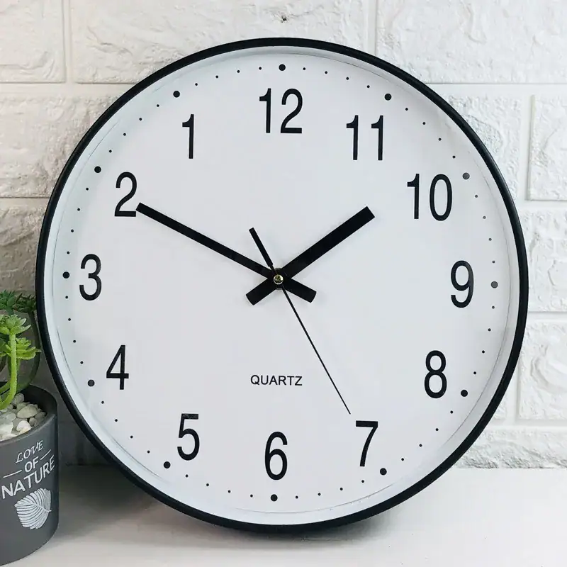 horloge-inverse-1 Reloj de pared invertido – Image 1