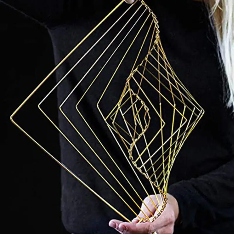 kinetic-metal-sculpture-1 Escultura cinética de metal – Image 1
