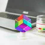 Prisma Cúbico de Colores