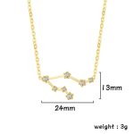 Collier en or avec motif constellation orné de diamants, mesure 24mm de large et 13mm de haut, poids 3g, bijou élégant inspiré de l'astronomie.