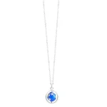 Collier avec pendentif globe terrestre en argent, représentant la planète Terre avec un design élégant et moderne, parfait pour les amateurs de science et de décoration.