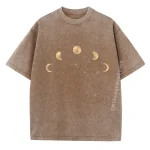 Vêtement T-shirt avec motif de phases de la lune en style vintage.
