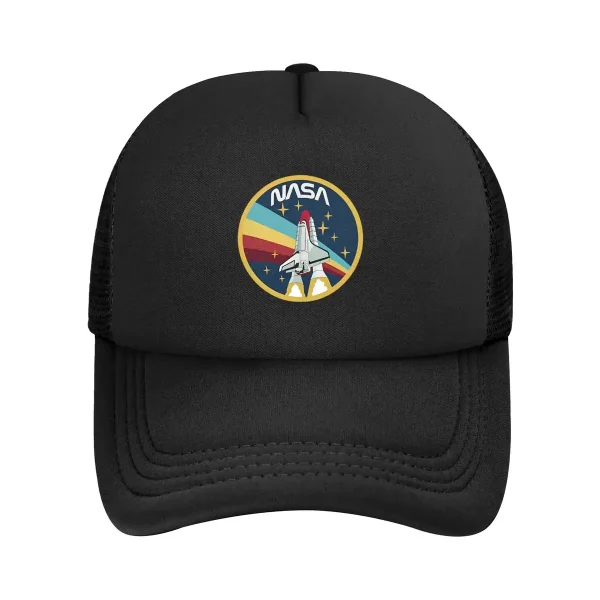 Casquette noire avec logo NASA, idéale pour les amateurs d'astronomie et de décoration scientifique, alliant style et passion pour l'espace.