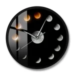 Balancier de horloge avec phases lunaires en design moderne.