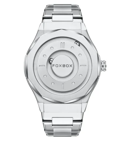 Montre moderne en acier inoxydable avec cadran minimaliste et design innovant, idéale pour les amateurs de gadgets scientifiques et de décoration d'intérieur inspirée de la science.
