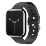 Montre connectée avec écran tactile et bracelet en silicone noir.