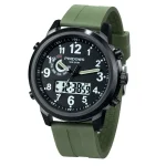 Montre homme avec affichage numérique et analogique, boîtier noir et bracelet vert, résistante à l'eau, style sportif et moderne.