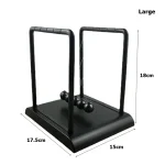 Pêndulo de Newton de bureau com bolas de aço suspensas, ideal para experimentos científicos e decoração de escritório. Dimensões : 17,5 x 15 x 18 cm.
