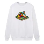 Sweat-shirt blanc avec un design de cube de Rubik fondant sur une surface colorée, style artistique et moderne, parfait pour les amateurs de science et de décoration geek.