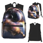 Sac à dos avec motif d'espace et planètes, idéal pour les amateurs d'astronomie et de science. Parfait pour l'école ou les sorties, alliant style et passion pour l'univers.