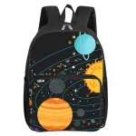 Sac à dos avec motif planétaire et espace.