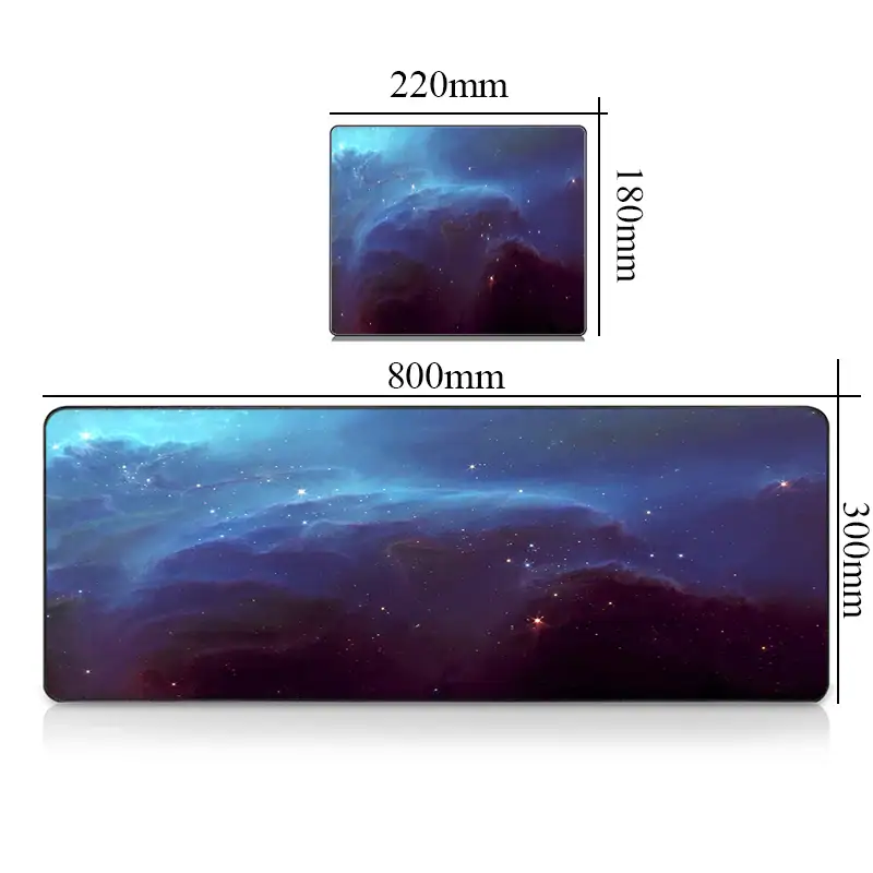 tapis-de-souris-nebuleuse-extraordinaire-1 Panneau décoratif galaxie avec motif cosmique, dimensions 800x300mm, parfait pour une décoration intérieure inspirée de l'univers et de l'astronomie.