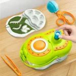 Jouet scientifique éducatif pour enfants avec loupe, pince, et accessoires pour explorer la nature et la science de manière ludique.