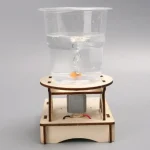 Vitrine à expérience scientifique avec liquide et moteur miniature, idéale pour la décoration et l'éducation scientifique.