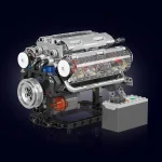 Moteur LEGO détaillé avec composants transparents et mécanismes visibles, illustrant la technologie et la science derrière la fonctionnement d’un moteur.