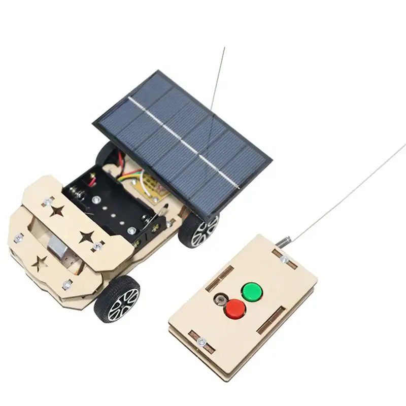 voiture-solaire-telecommandee-en-bois-a-assembler-1 Kit robot solaire avec télécommande, comprenant un véhicule solaire et un contrôleur, idéal pour projets éducatifs en sciences et technologie.