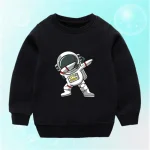 Sweatshirt pour enfant avec design d'astronaute en combinaison spatiale, parfait pour les amateurs d'espace et de science-fiction.