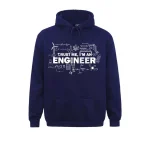 SWEAT À CAPUCHE BLEU MARINE AVEC SLOGAN "TRUST ME, I'M AN ENGINEER" ET DESSINS TECHNIQUES.